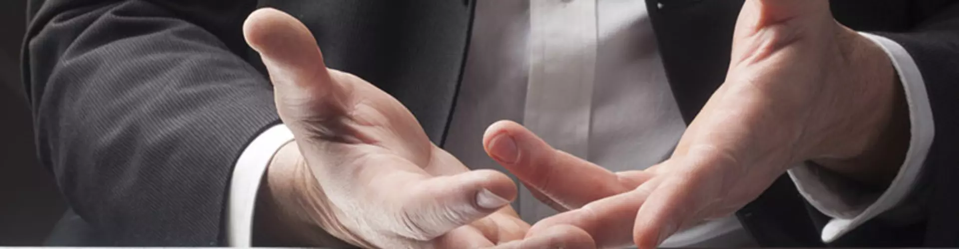 10 Body Language Tips for Success