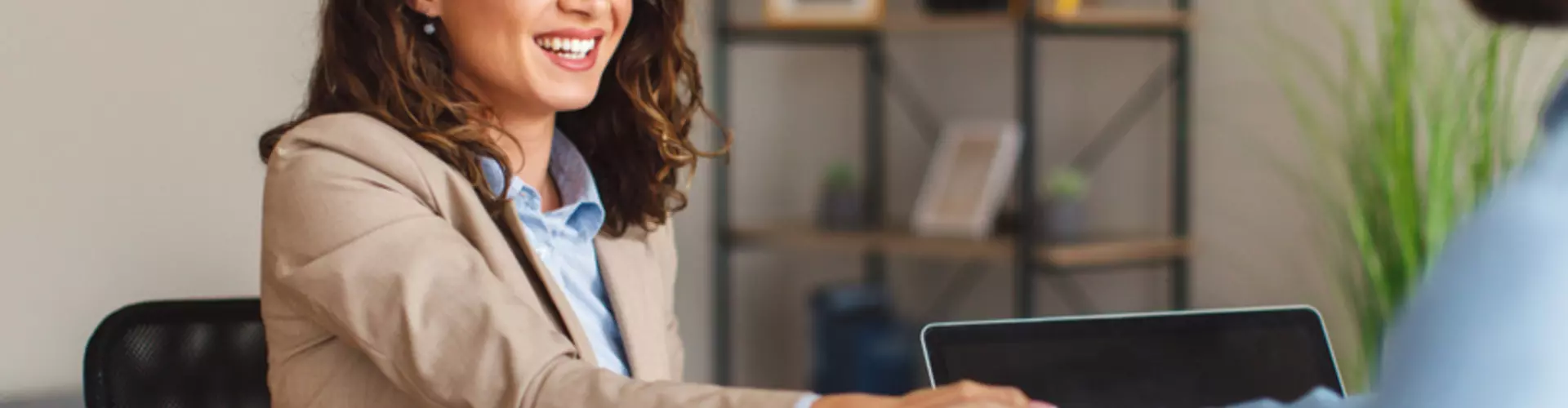 8 tips for negotiating a job offer 8 tips for negotiating a job offer