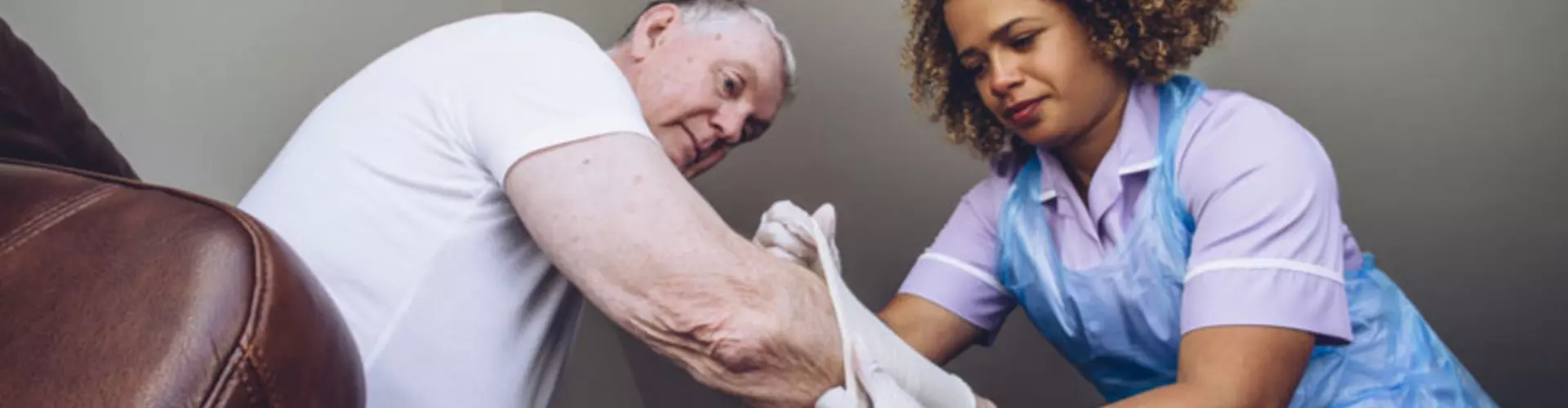 How to become a certified nursing assistant (CNA) How to become a certified nursing assistant (CNA)