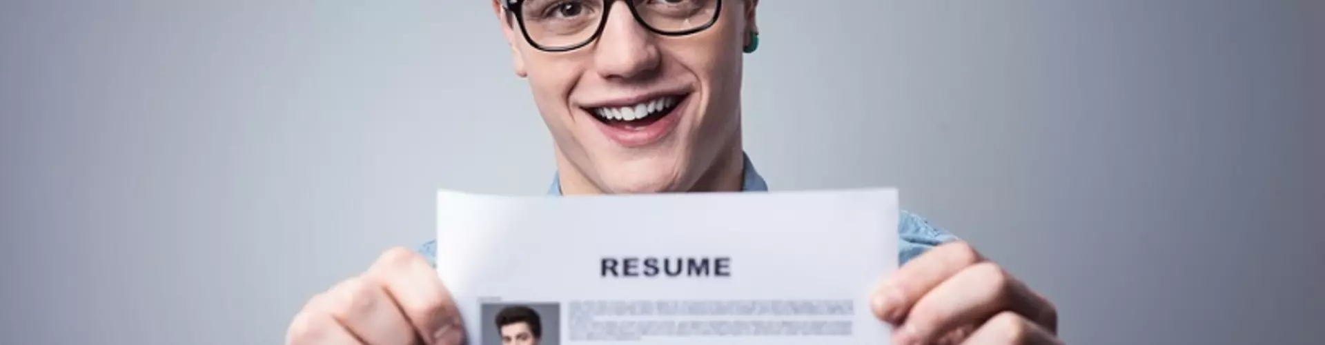 8 Resume Tips for Landing an Hourly Position